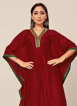 Wine Dola Silk Embroidered Kaftan Work Wear -Mahra Clothing Shop Deep Pink Dola Silk Embroidered Kaftan KRSAKF1105 b