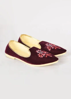 Maroon Velvet Embroidered Mojri
