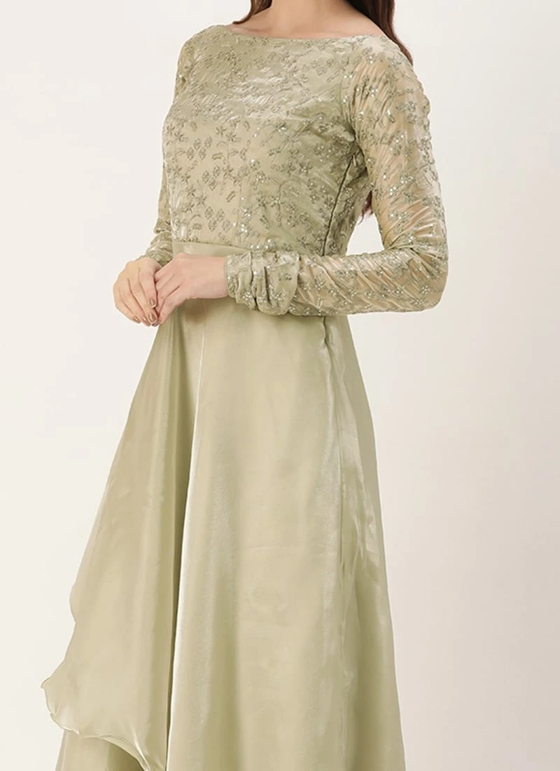 Teen Girls Silver Embroidered Jimmy Choo Layered Gown Party Wear 1 Teen Girls Silver Embroidered Jimmy Choo Layered Gown Party Wear