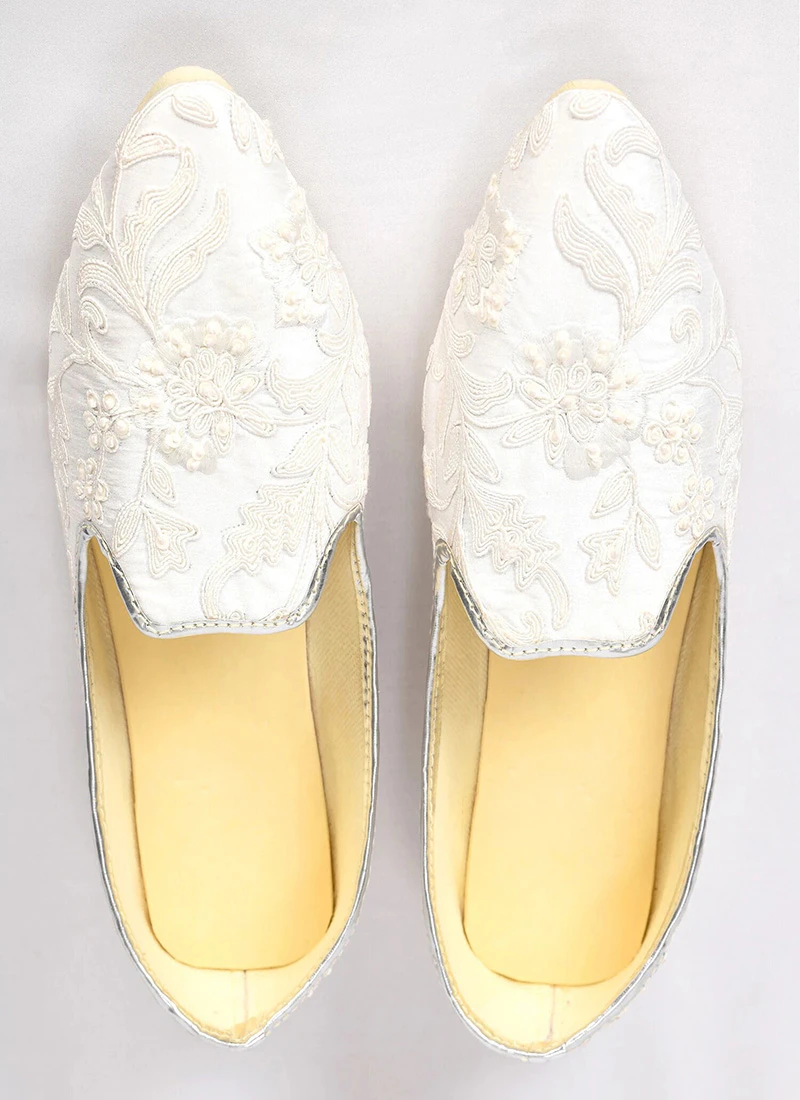 White Raw Silk Embroidered Work Mojri 2 White Raw Silk Embroidered Work Mojri - Image 2