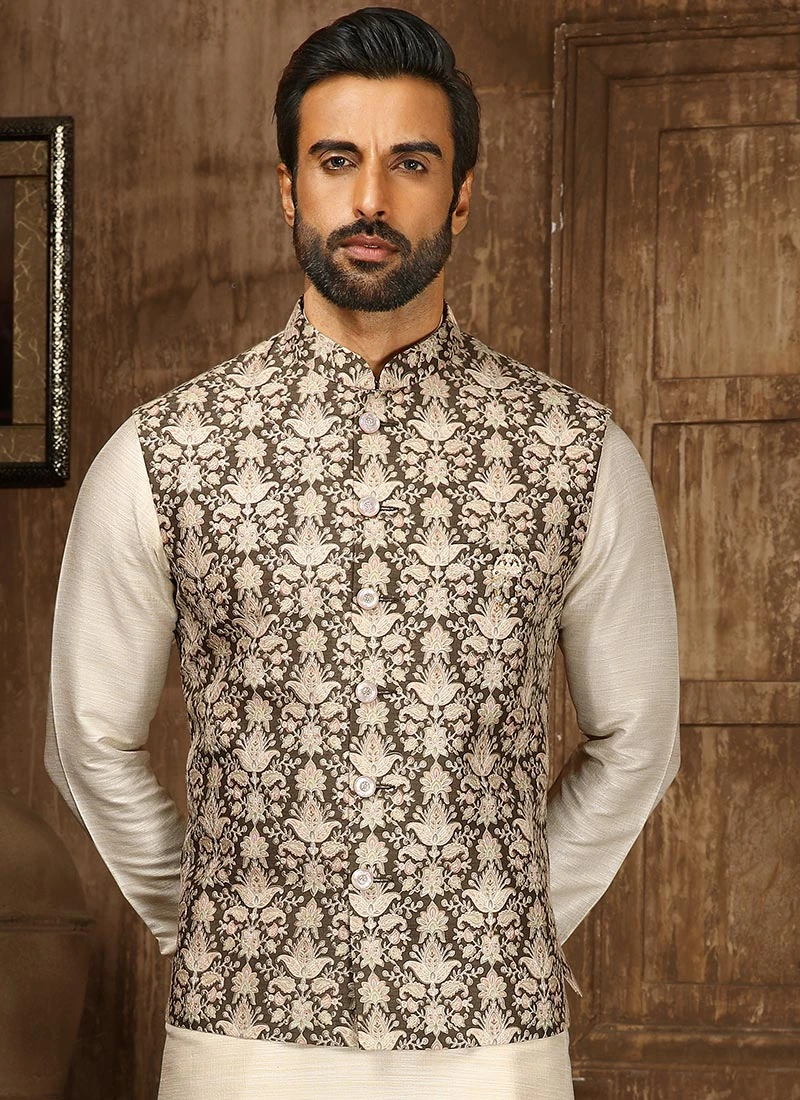 Cream Art Silk Banarasi Bandi Set Party Wear 3 Cream Art Silk Banarasi Bandi Set Party Wear - Image 3