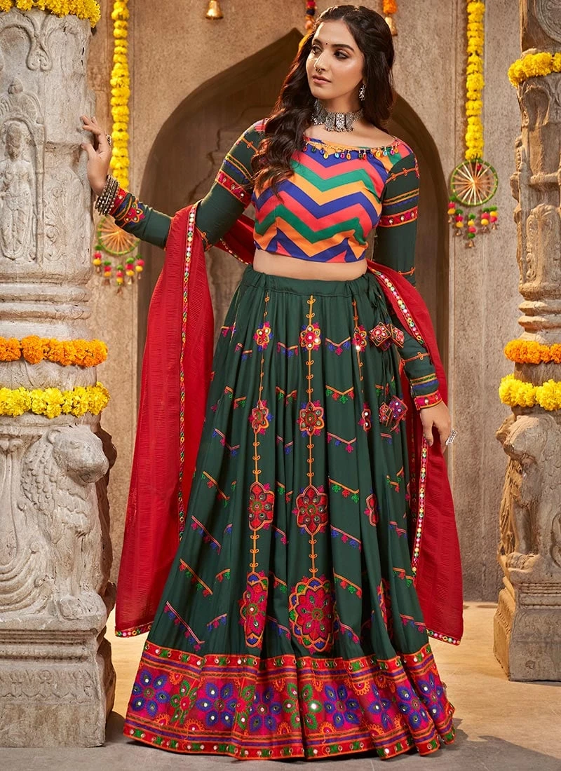 Green Viscose Rayon Kutch And Mirror Work Chaniya Choli Festive Wear 3 Green Viscose Rayon Kutch And Mirror Work Chaniya Choli Festive Wear - Image 3